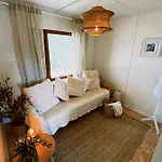 Nordic Eco Retreat With Sauna, Firepit And Slow Living בית נופש